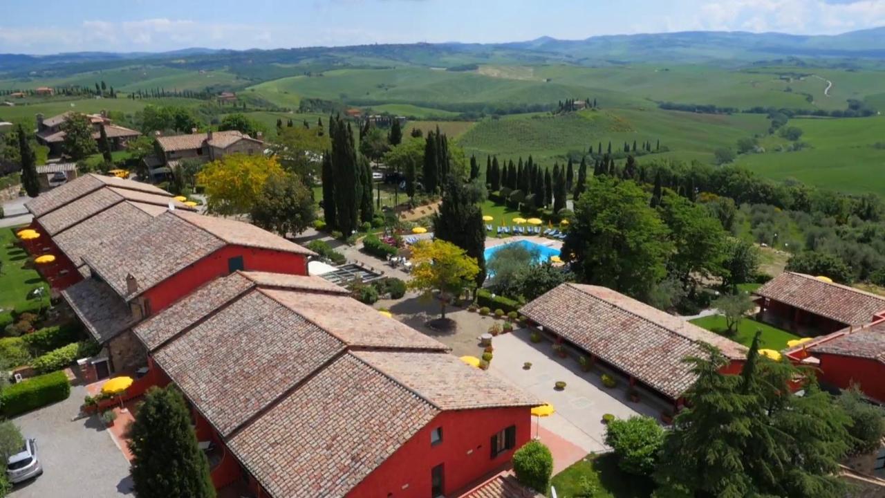 Casanova - Family Apartments Residence San Quirico dʼOrcia Eksteriør bilde