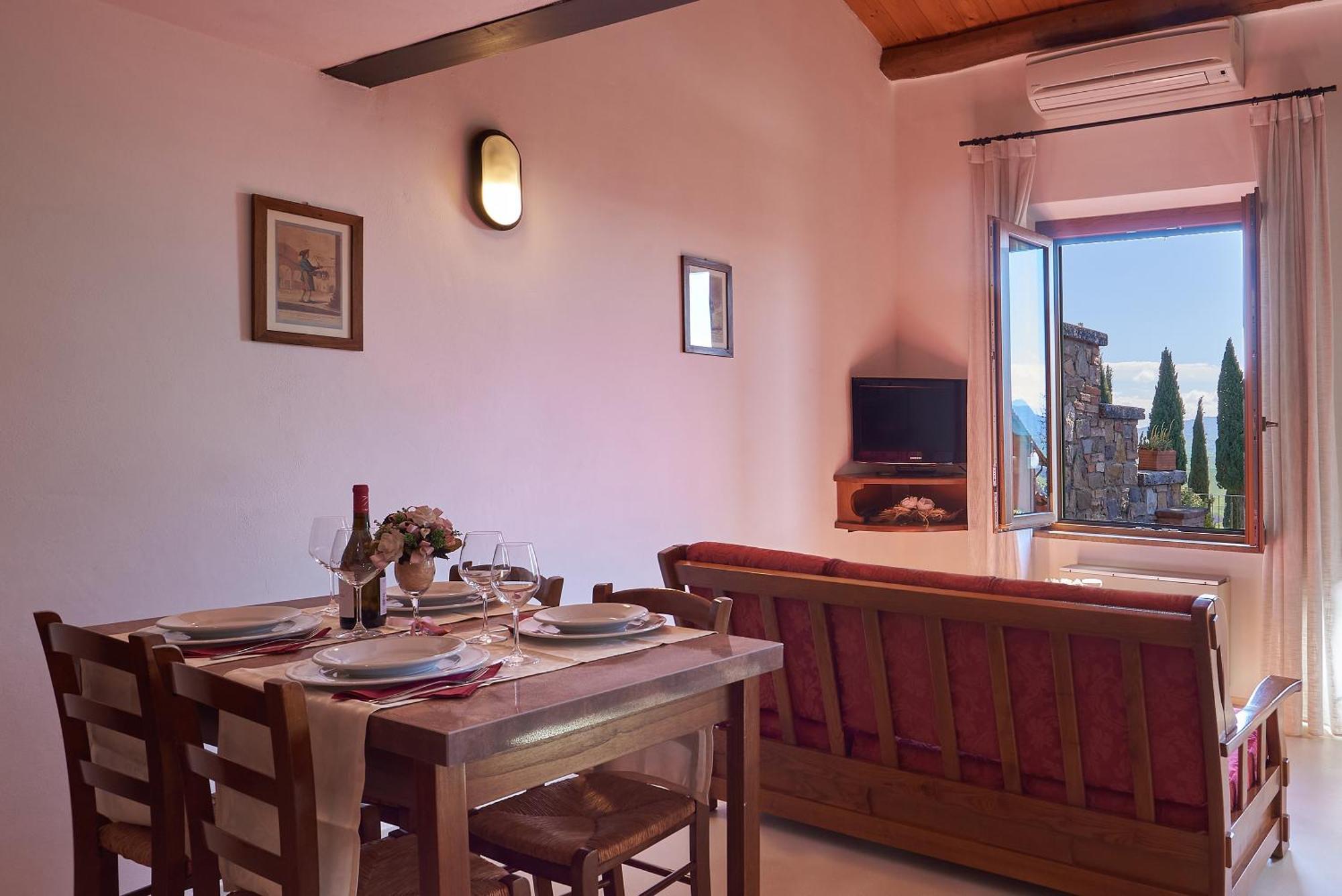 Casanova - Family Apartments Residence San Quirico dʼOrcia Eksteriør bilde