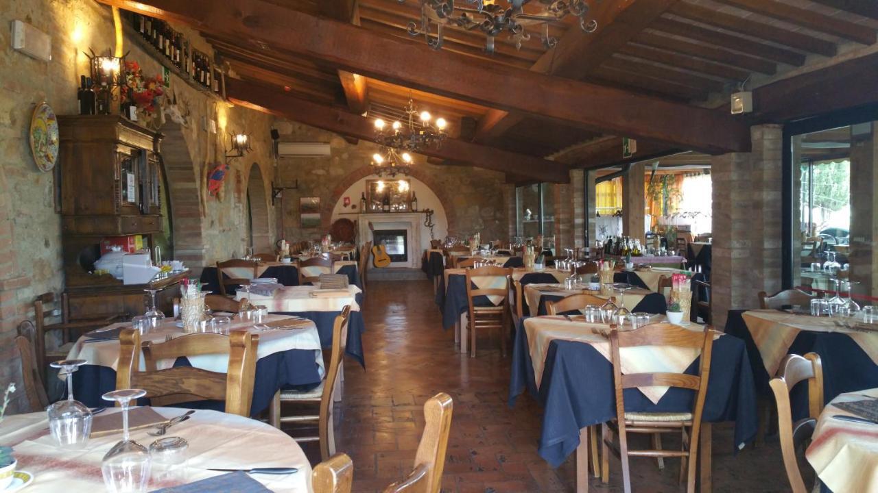 Casanova - Family Apartments Residence San Quirico dʼOrcia Eksteriør bilde